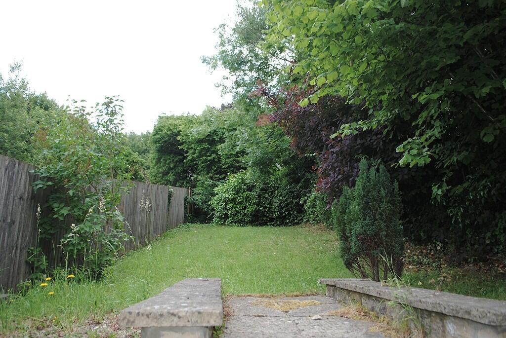 ***a Large, 2 Bedroom House With Garden And Gated Parking*** photo 2
