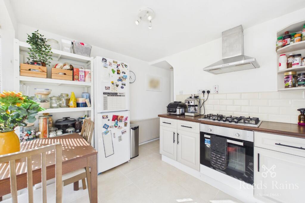 Dunn Close, Wrenthorpe, Wakefield, West Yorkshire, WF2 photo 4
