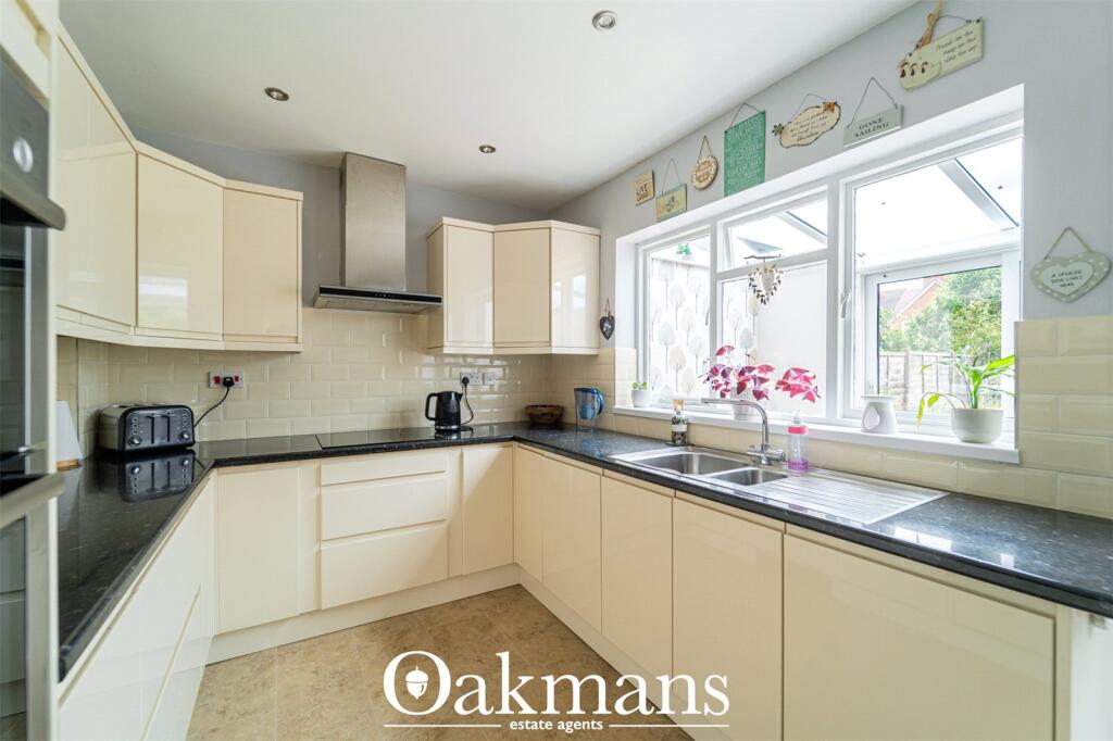 Churchfields Close, Bromsgrove, B61 photo 4