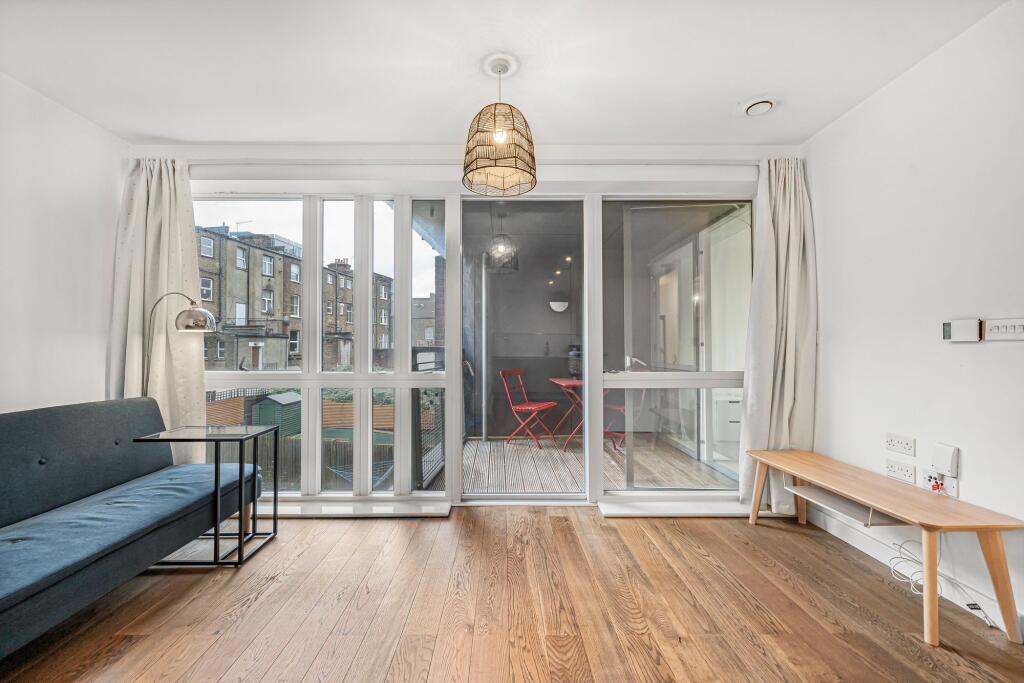 Main image of property: Charles Street, Ruskin Court, N19