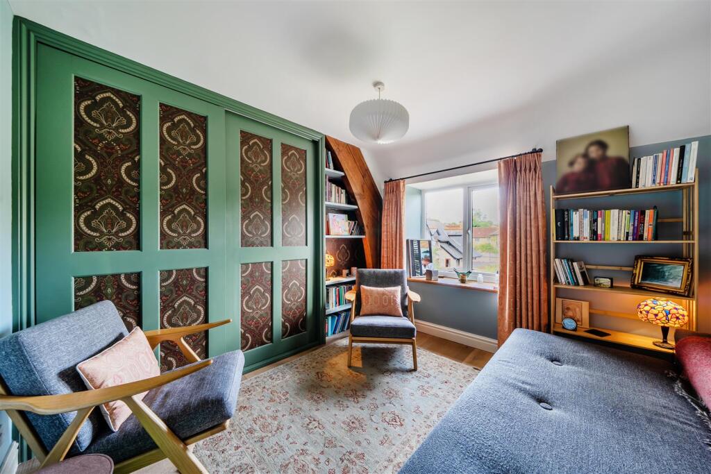 House in Beaminster, Dorset - More