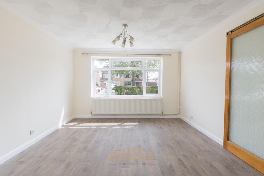 St. Marys Drive, Crawley, RH10 - View 6