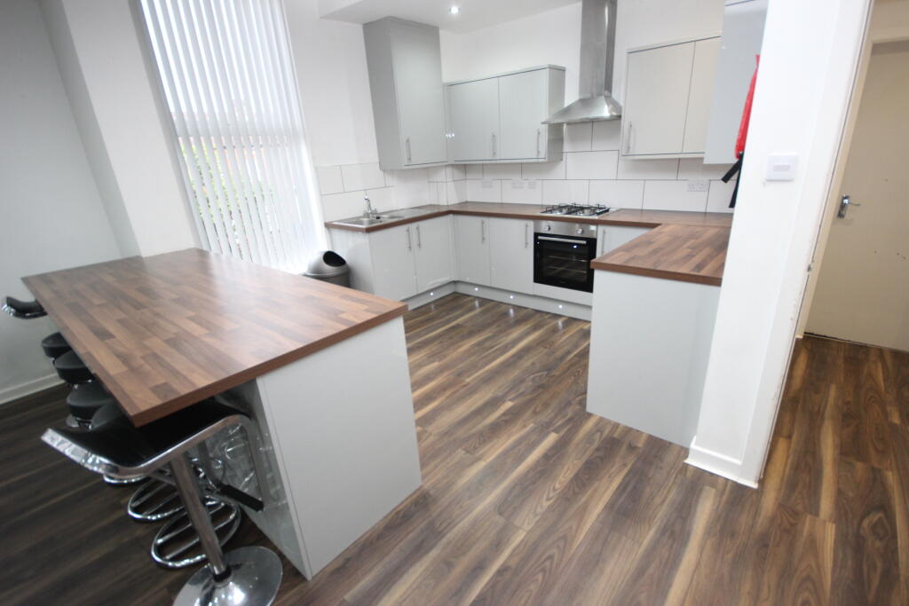 Apartment in Liverpool - View 2