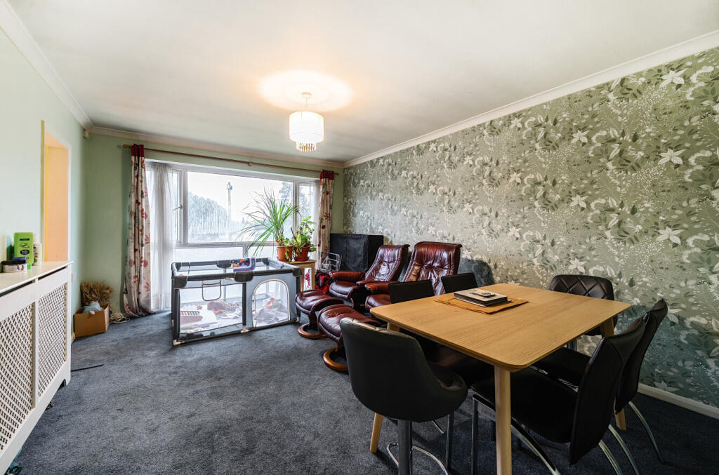 Apartment in Guildford - View 5