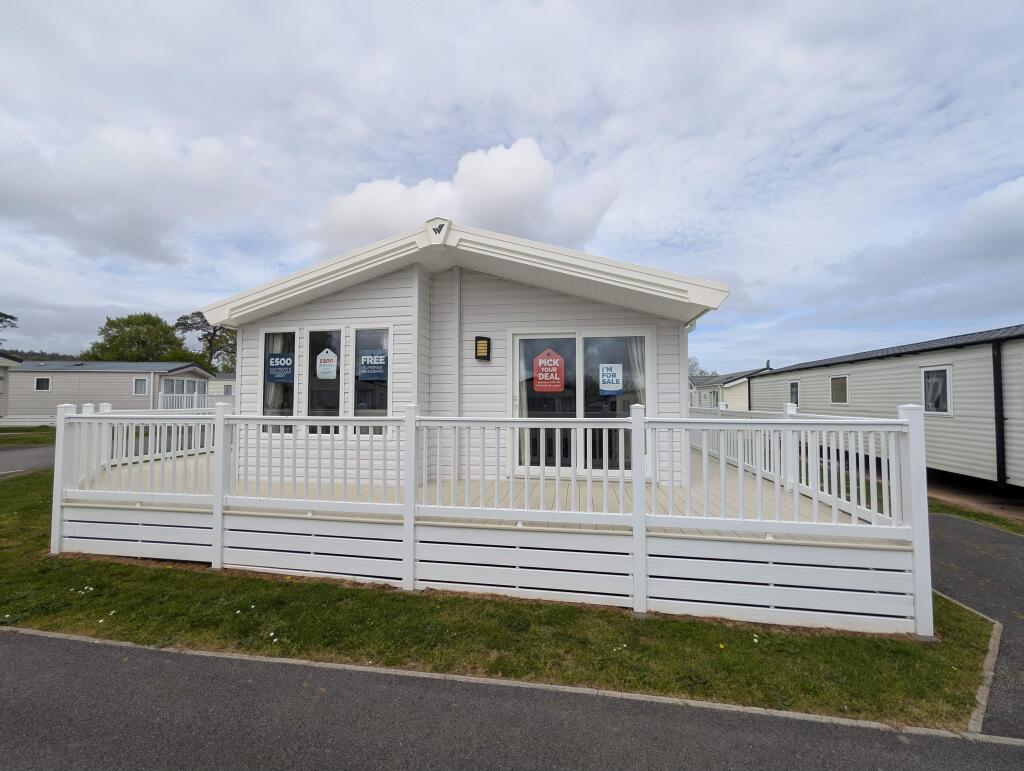 Main image of property: 2017 Willerby Cranbrook, Golden Sands Holiday Park, Warren Road, Dawlish Warren, Devon, EX7 0PQ