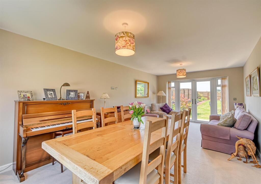 Beaumont, 1 Rowan Grange, Broseley photo 3
