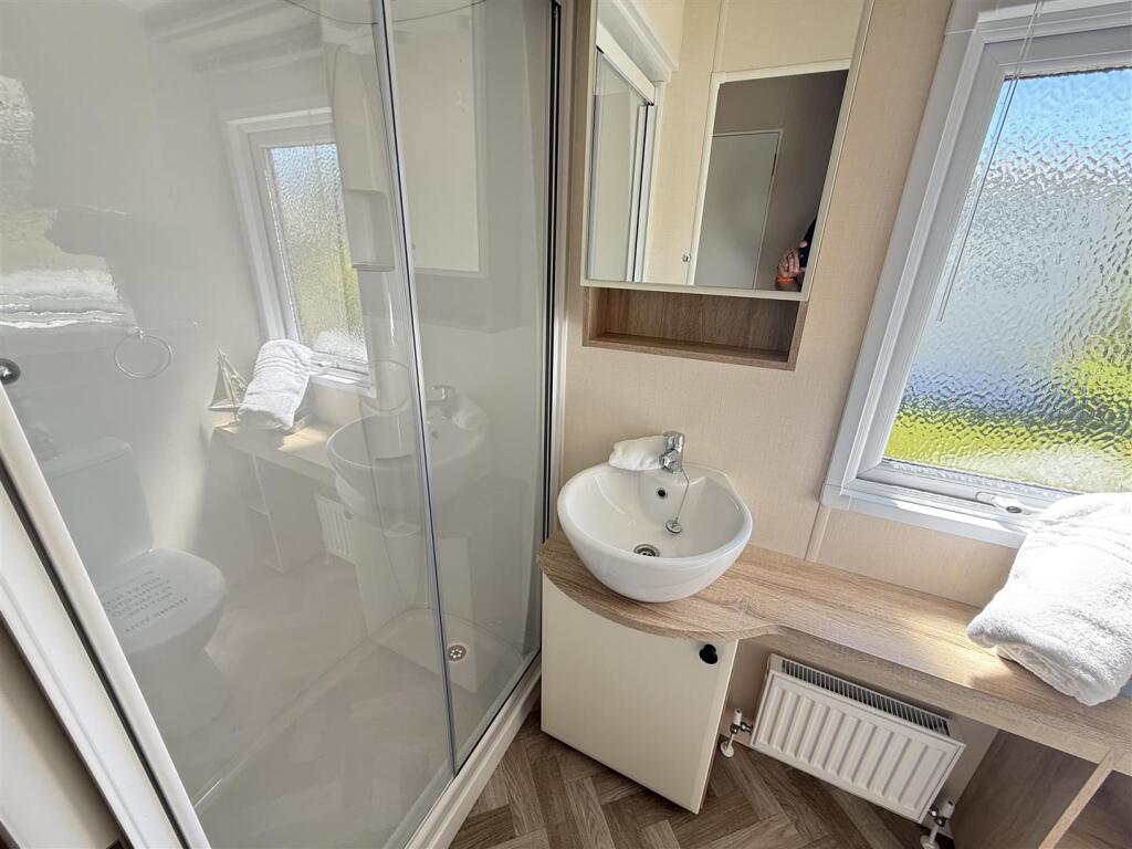 House in Plymouth - View 5