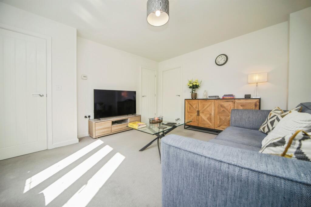 Barwick Avenue, Bury St. Edmunds photo 5