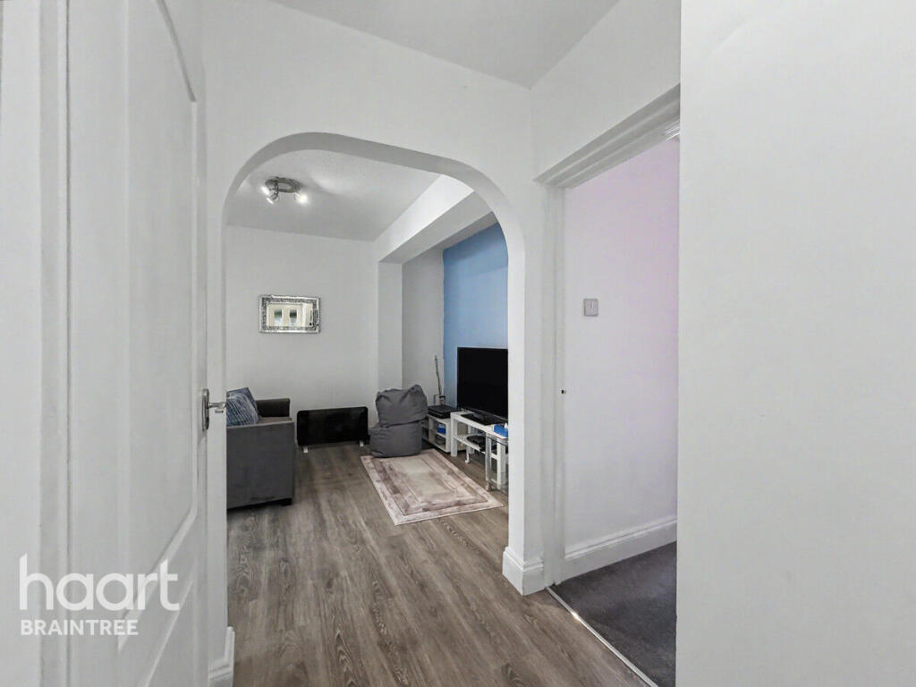 Apartment in Braintree, Essex - View 5