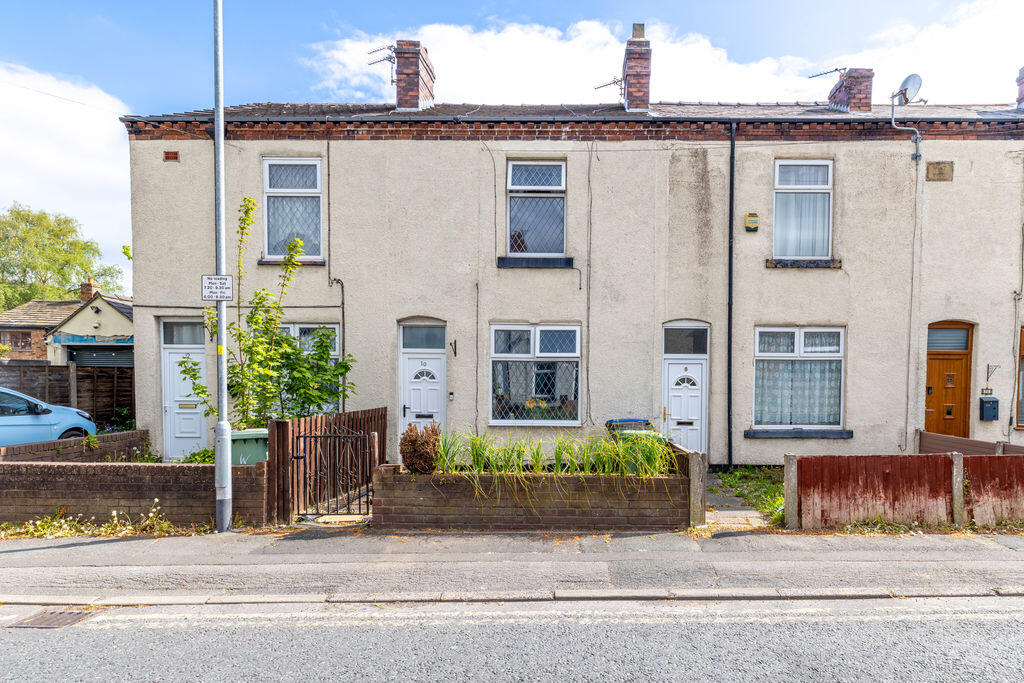 2-bed terraced on Sandy Lane, Lowton, WA3 1DQ, £140,000