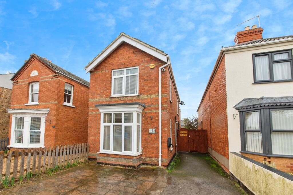 Main image of property: Meadowgate, BOURNE