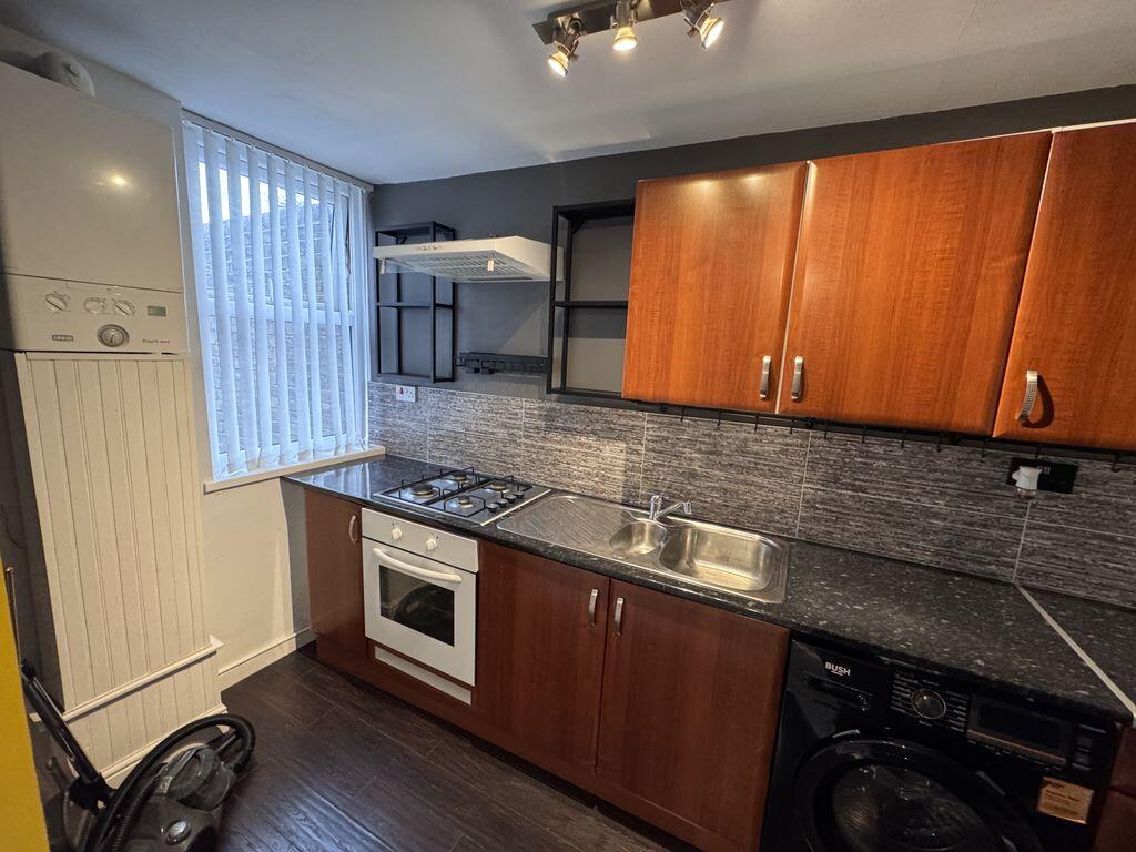 Apartment in Sunderland, Washington - View 4