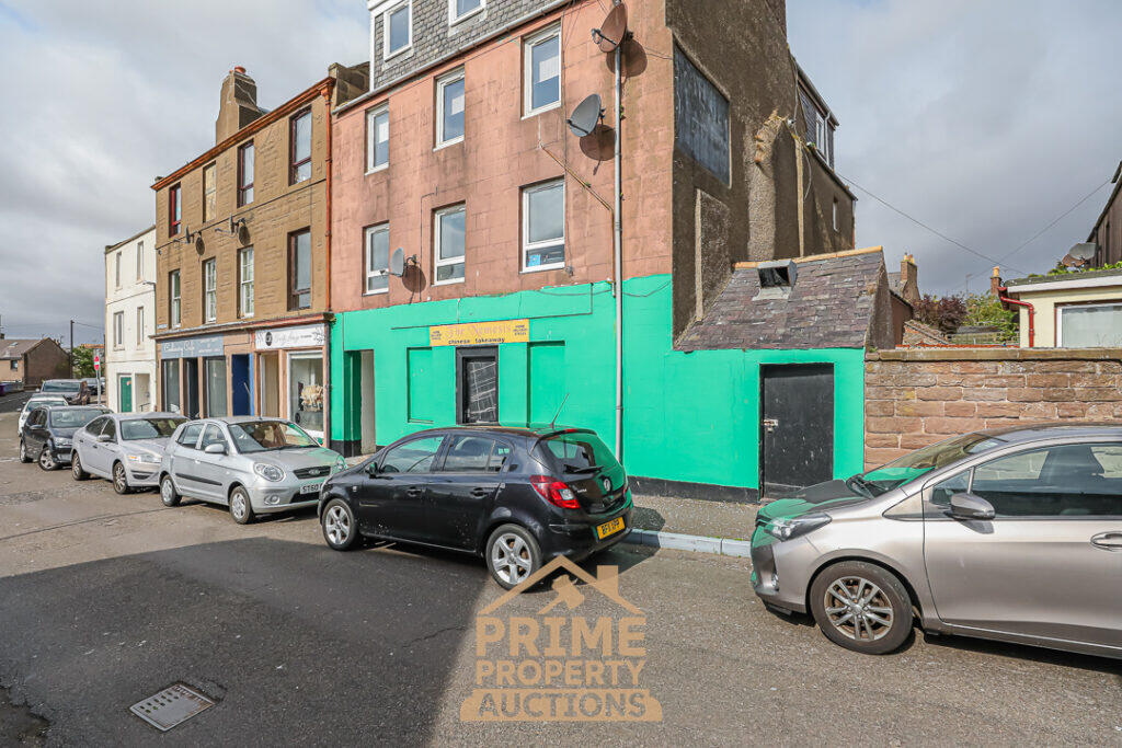 Main image of property: 112 Castle Street, Montrose, DD10 8AX