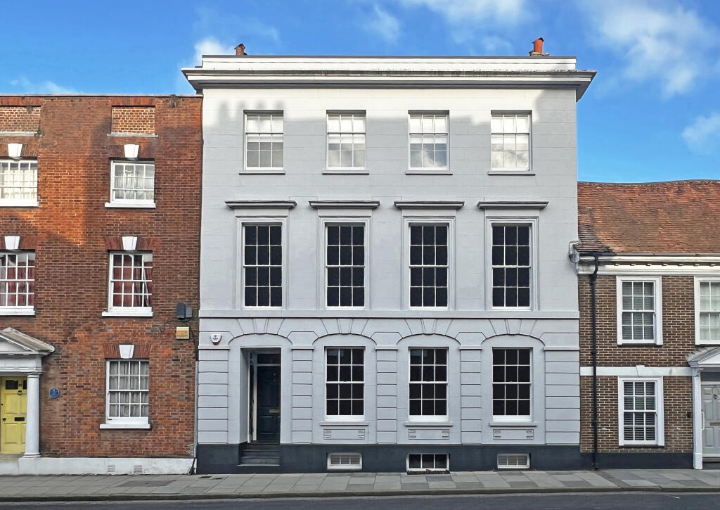 Main image of property: 22 West Street, Chichester city centre