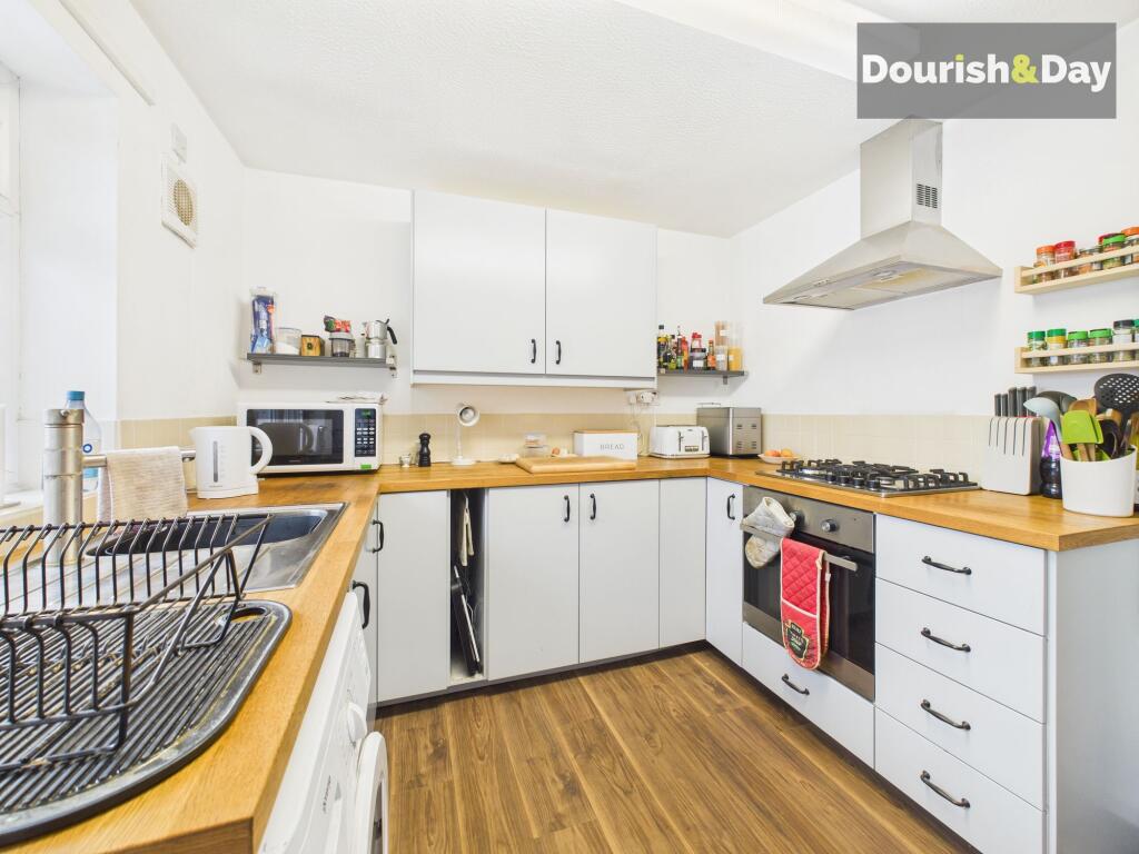 Creswell Farm Drive, Stafford, ST16 photo 3