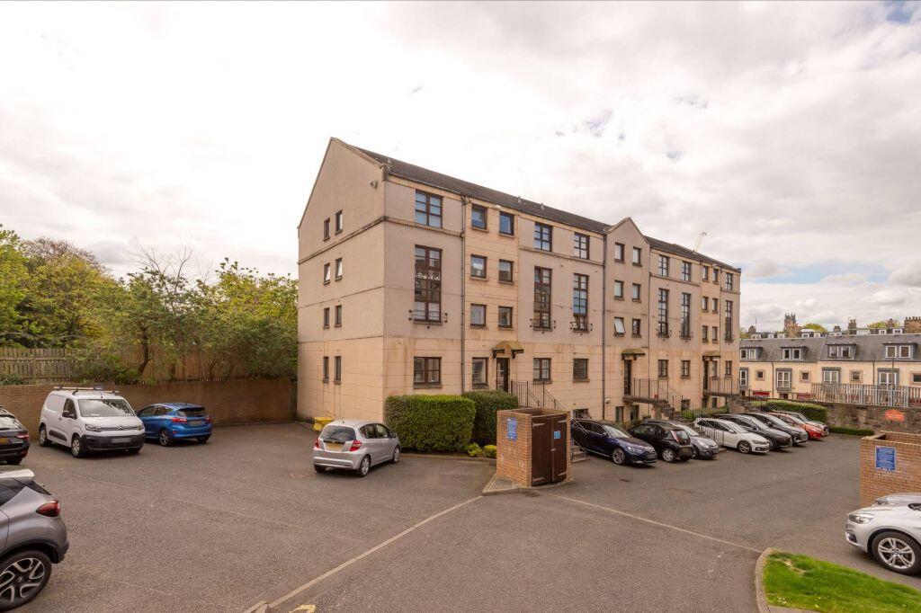 Main image of property: 1/3 Rodney Place, Edinburgh, EH7 4FR