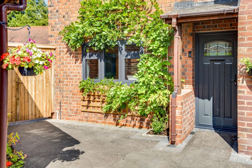 House in Sandbach, Cheshire East - View 5