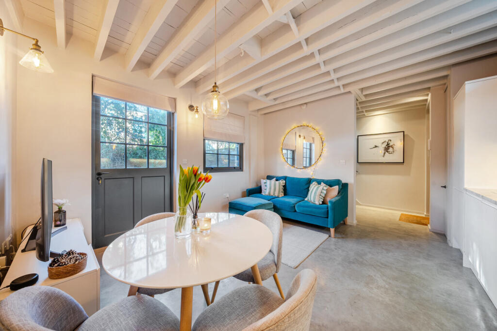 Main image of property: Kingston Road, Wimbledon, London, SW19