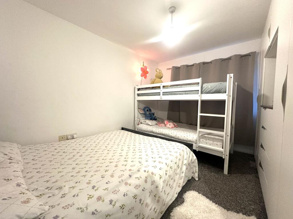 Apartment in London - View 5