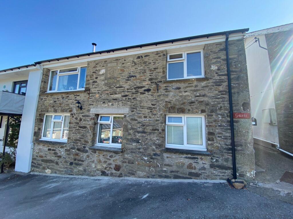 2-bed semi-detached on  Llandysul, SA44, £205,000