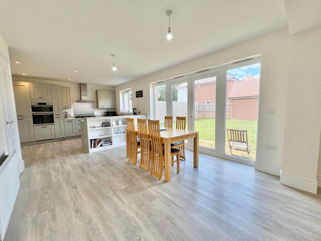 Additional image 3 of Hopton Close, Amington, Tamworth, B77 4GW