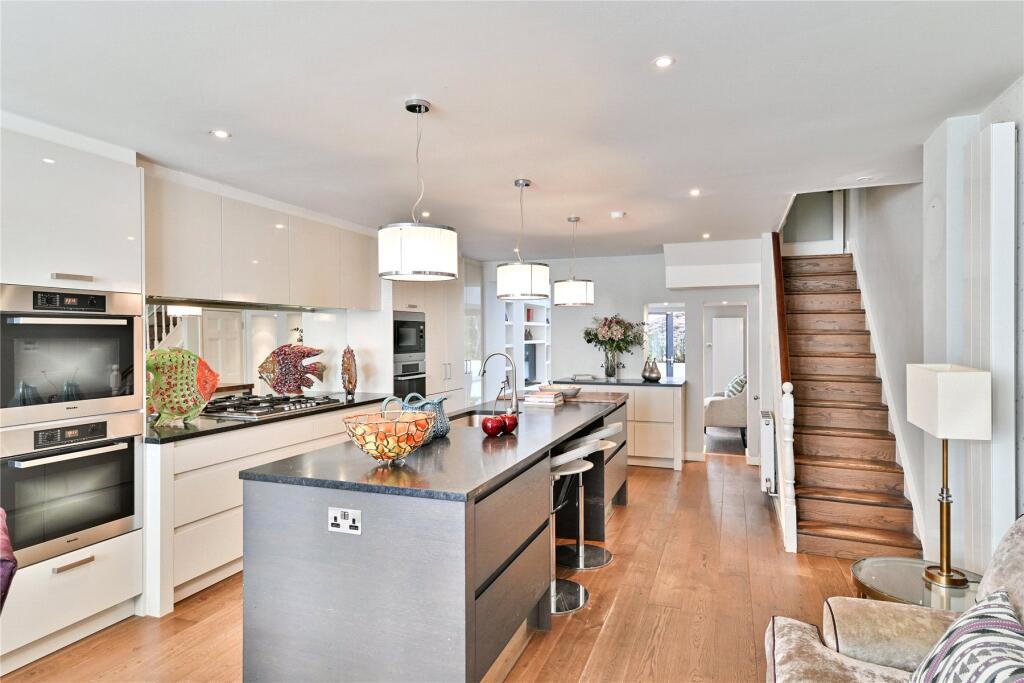 House in London, Chelsea - View 2