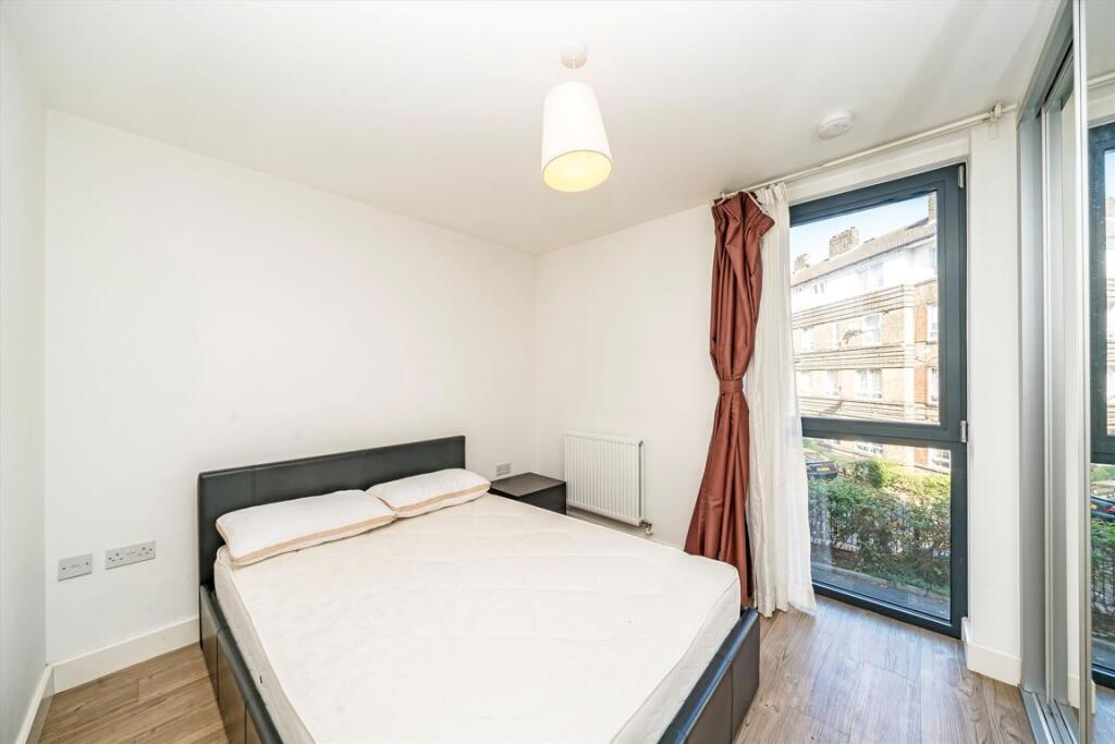 Apartment in London - View 5