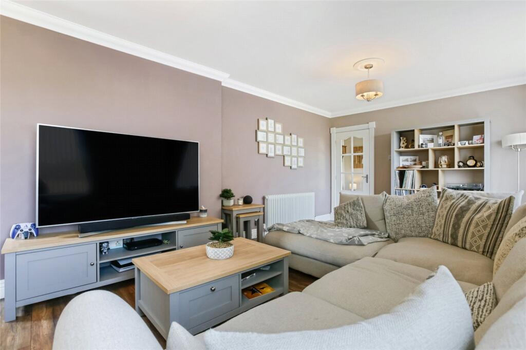 Meadow View, Cumbernauld, Glasgow, North Lanarkshire, G67 - View 4