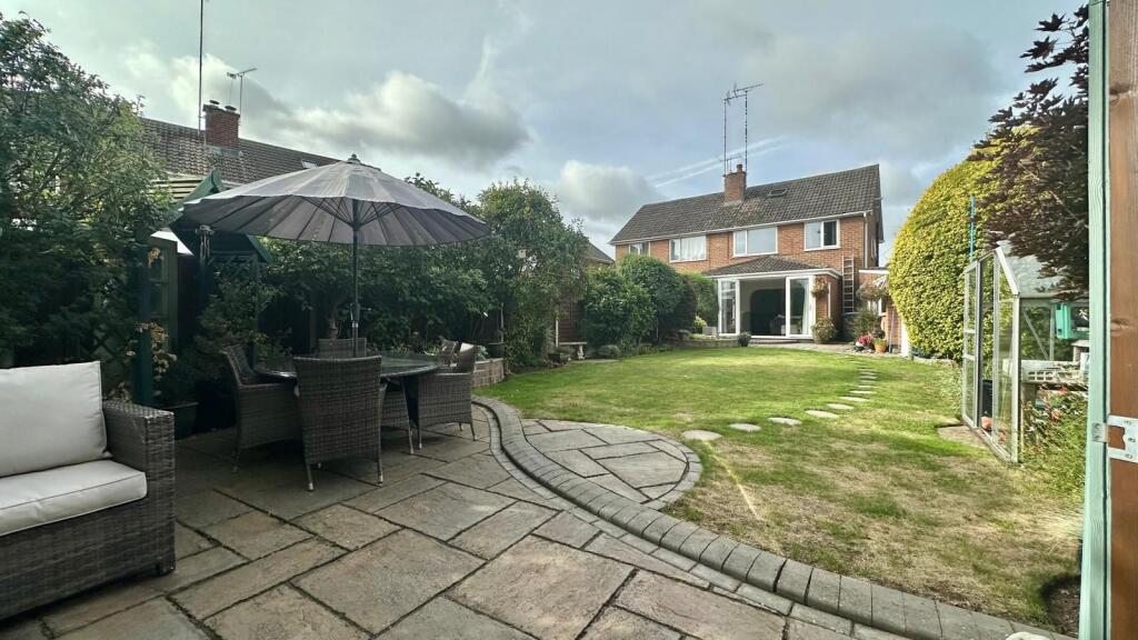 House in Rugby, Wolston - View 2