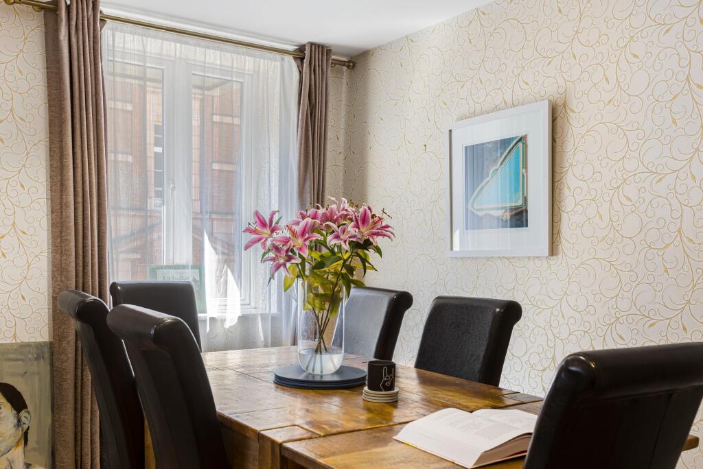 Victoria Street, St Albans, AL1 – pohled 4