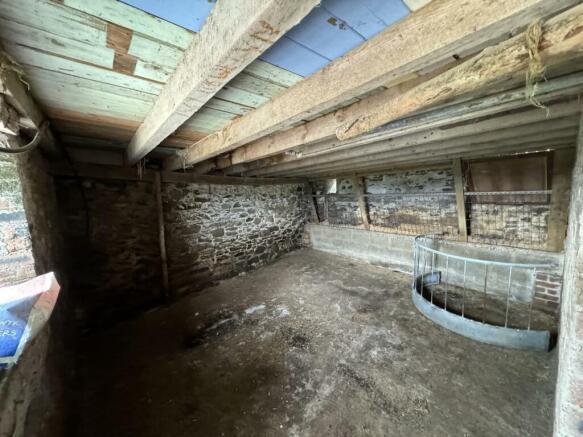 STORE AND FEED ROOM