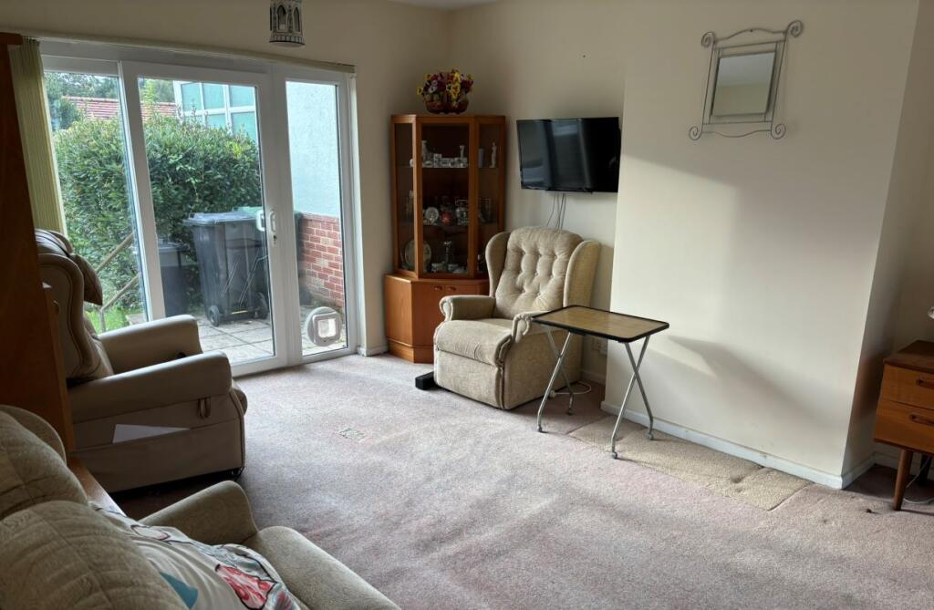 House in Southampton - View 3