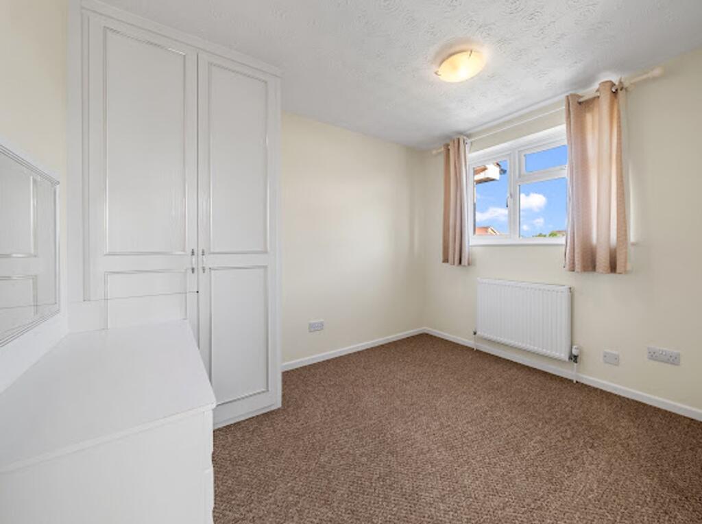 House in Worcester - View 5