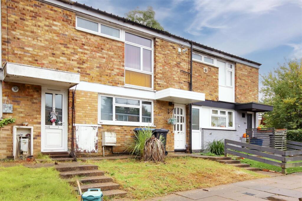 Main image of property: Spinning Wheel Mead, Harlow