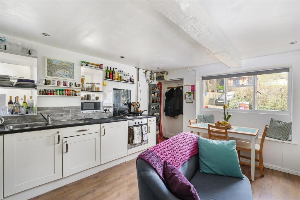 House in Stroud - View 2