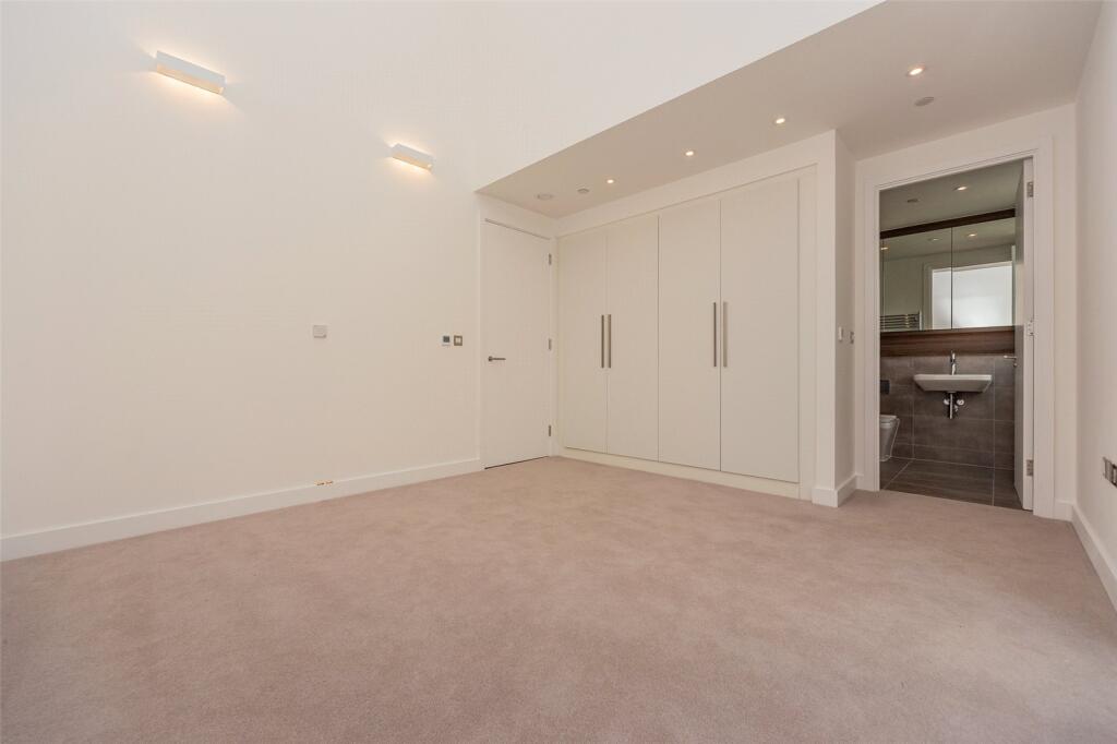 House in Cambridge, Girton - View 4
