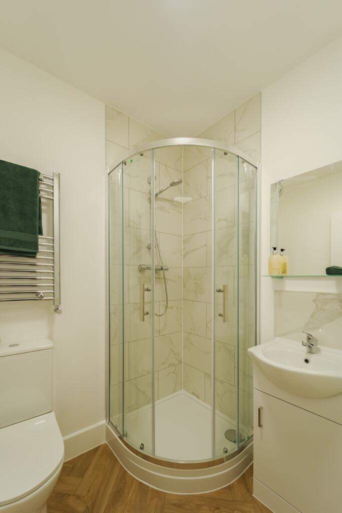 House in Peterborough - View 4