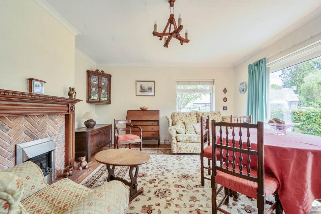 House in East Devon, Holcombe, Uplyme - More