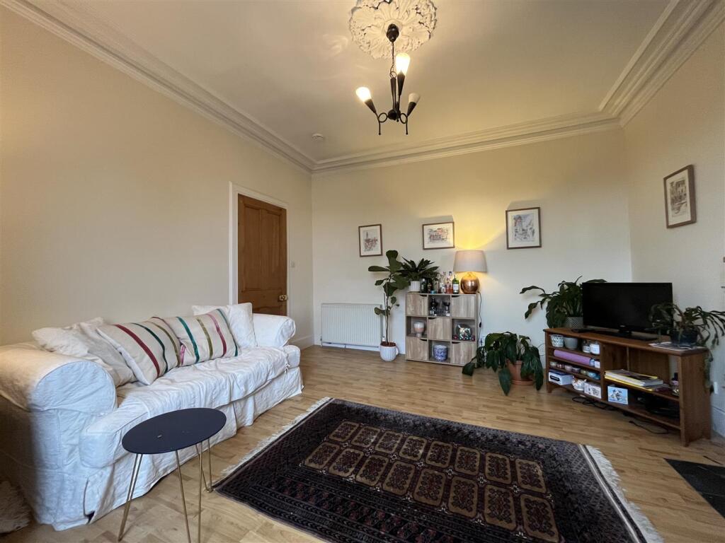 Apartment in Perth - View 4