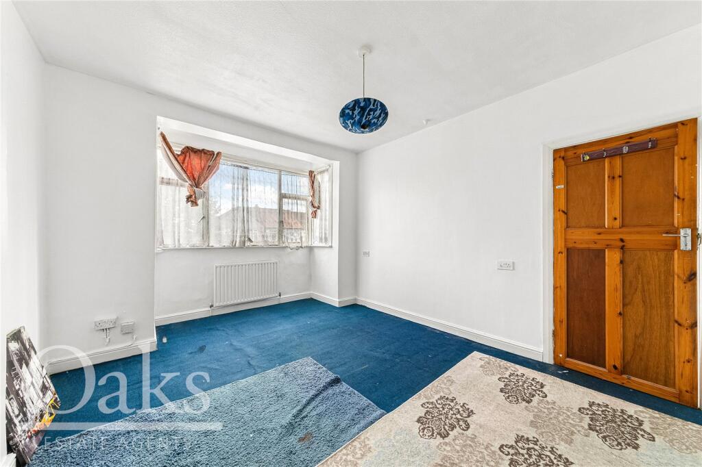 House in London - View 5
