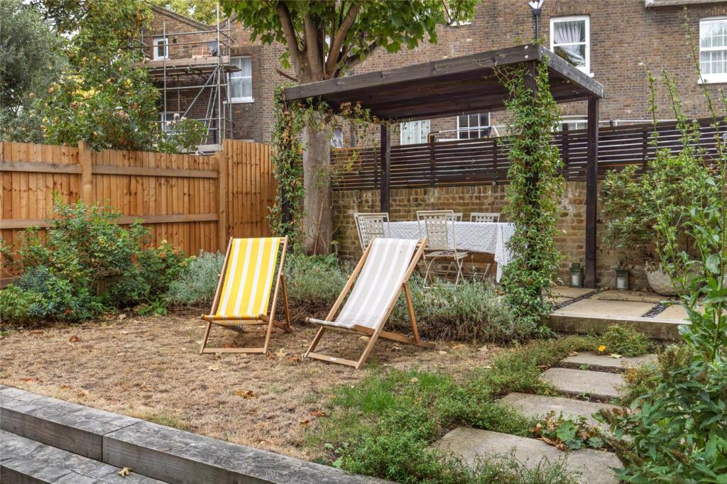 House in London - View 4