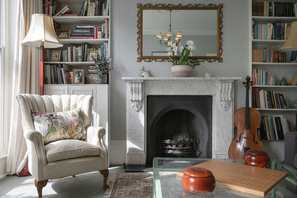 House in London, Highbury - More