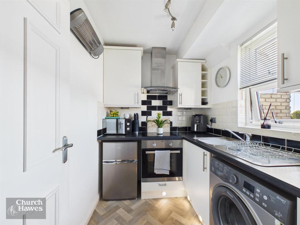 Apartment in Chelmsford, South Woodham Ferrers - View 4