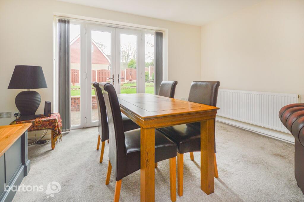 Broom Crescent, Rotherham, S60 photo 4