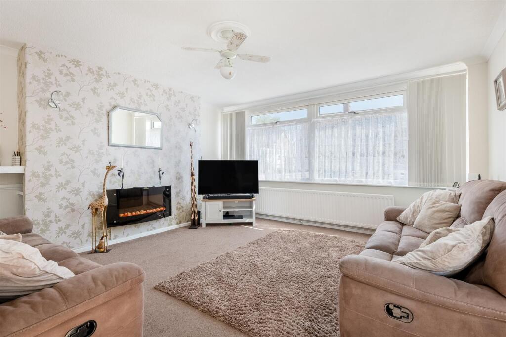 House in Stratford-on-Avon, Shipston on Stour - View 2