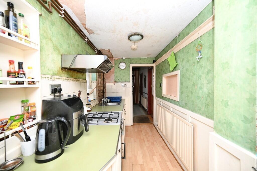 House in Rugby, Warwickshire - More