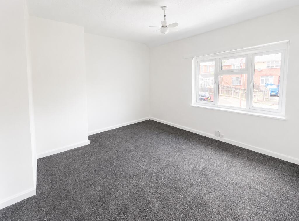 House in Birmingham, West Midlands - View 2