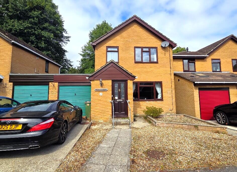 Main image of property: West End, Southampton