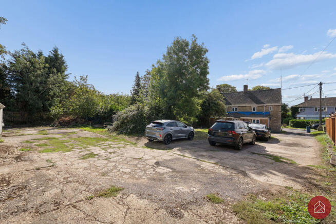 Courtyard & Garages