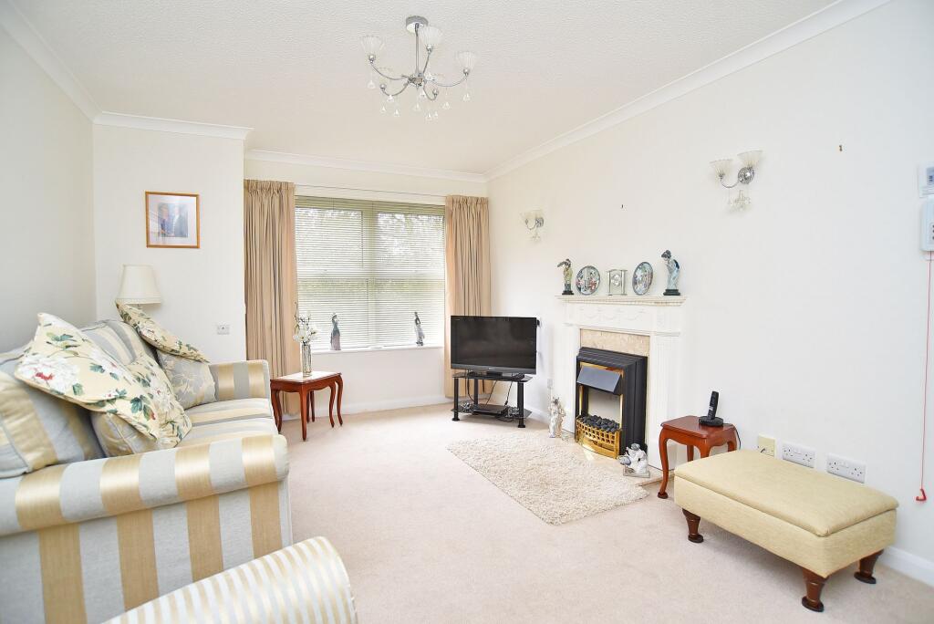 East Park Road, Harrogate, HG1 - View 2